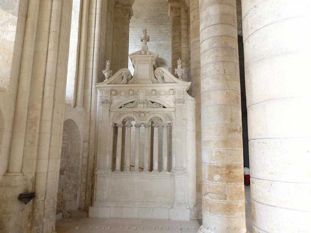 149 ABBAYE DE FONTREVRAUD_000027.jpg